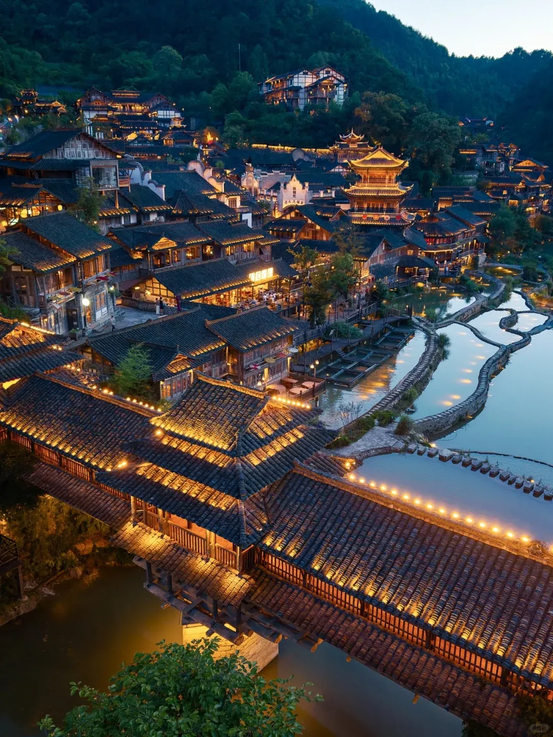 Lantern Nights of Wujiangzhai